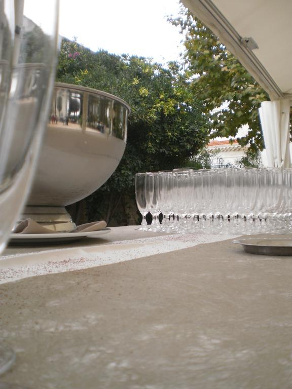 Hotel Le Poseidon La Seyne-sur-Mer Esterno foto